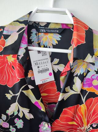 Blusa elegante satén zara