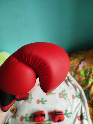 Guantes boxeo de decathlon con vendas