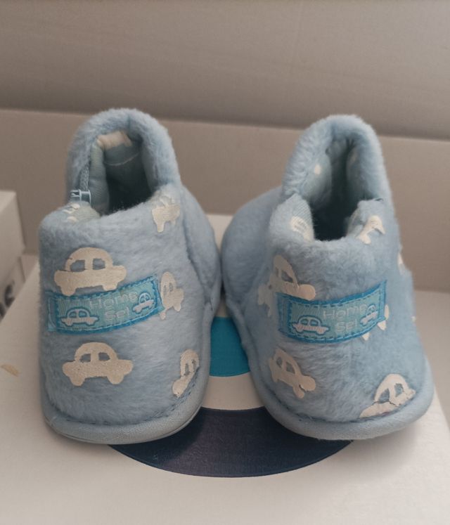 Zapatillas bebé estar por casa