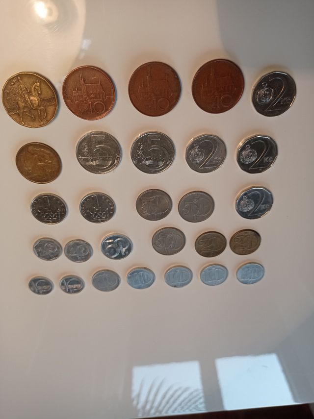 n.28 monete Repubblica Ceca