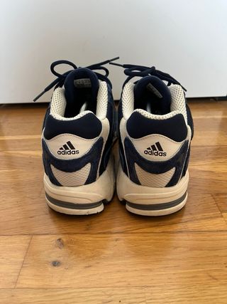 Zapatillas Adidas Response CL