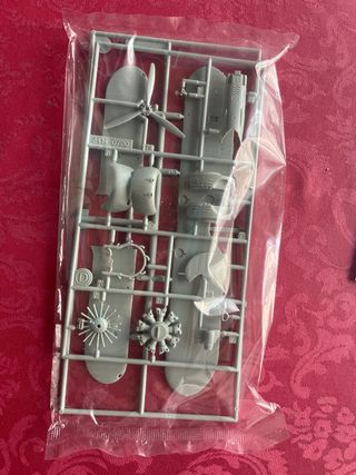 MAQUETA BIPLANO USN F3F-2