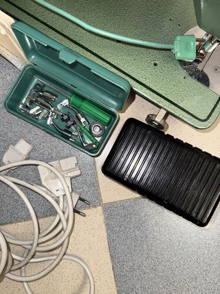 Refrey Maquina de coser