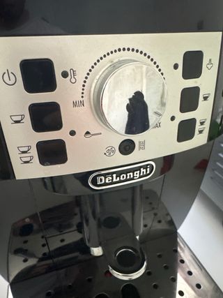 Cafetera Delonghi Magnifica S