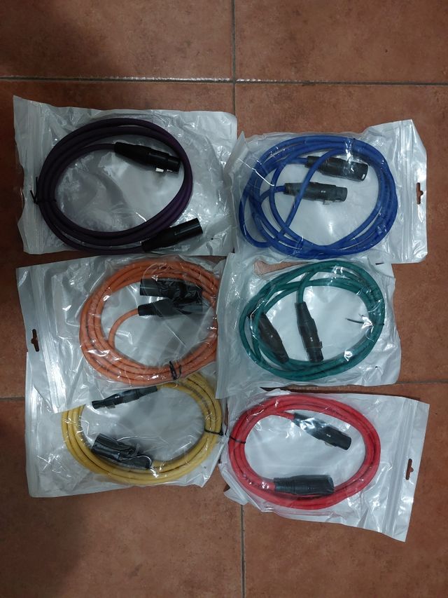 Cavi XRL 3 pin - 2 MT- vari colori