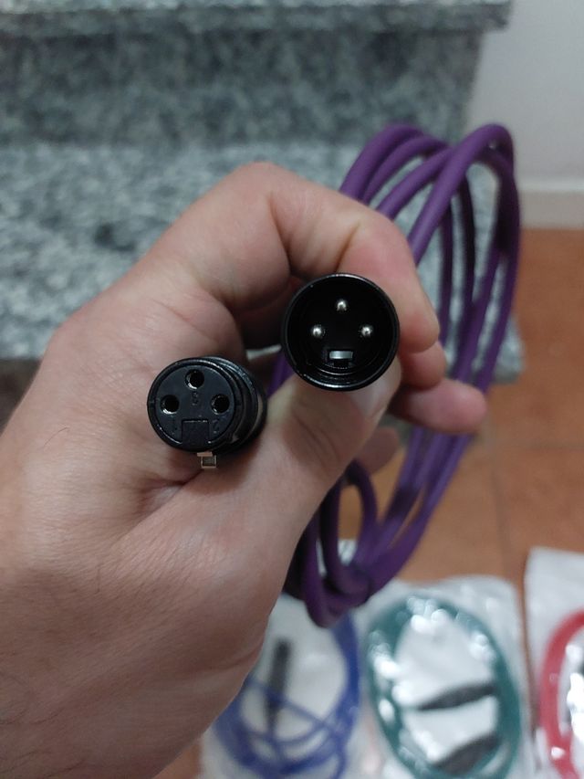 Cavi XRL 3 pin - 2 MT- vari colori