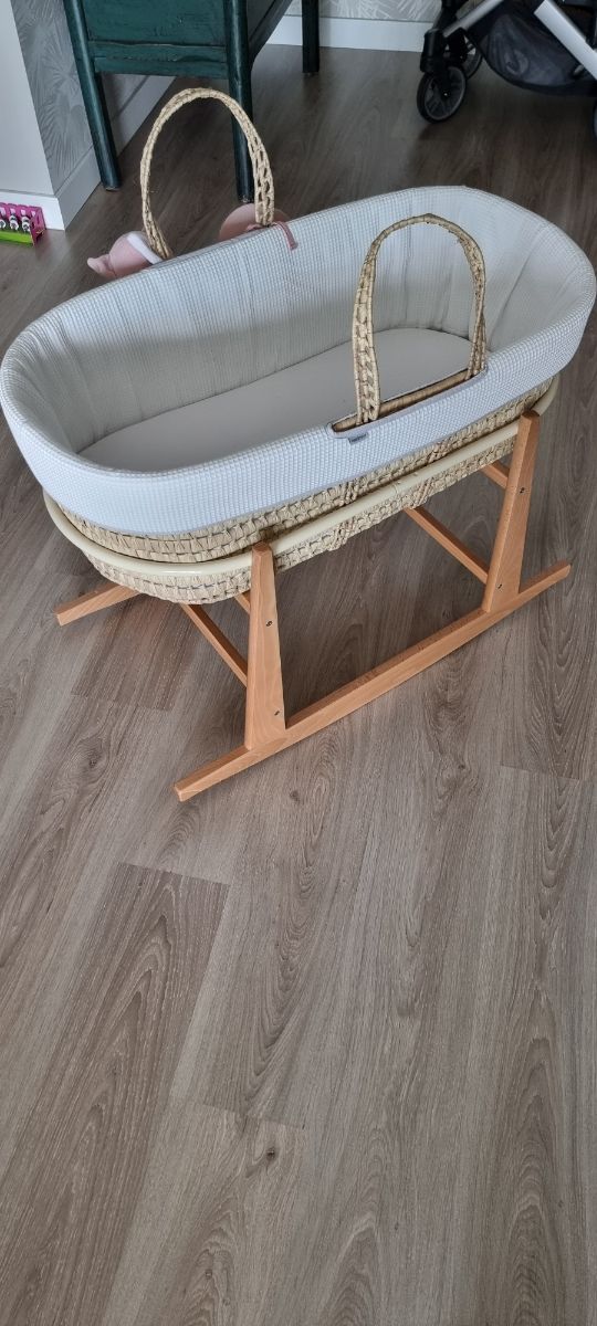 Moises minicuna Cambrass