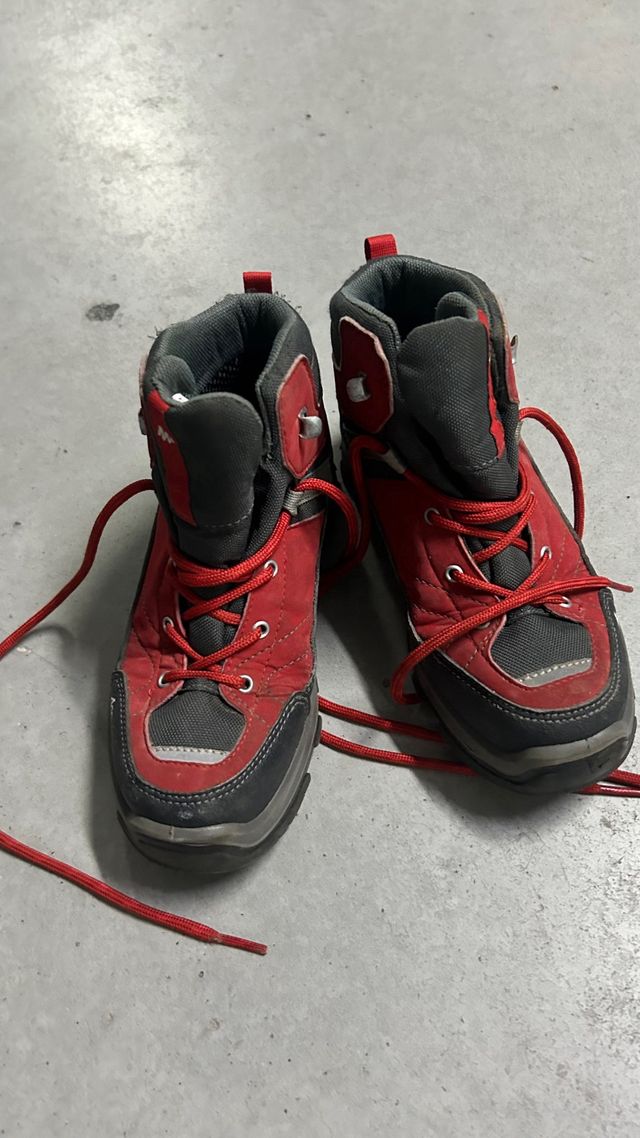 Botas de monte niño