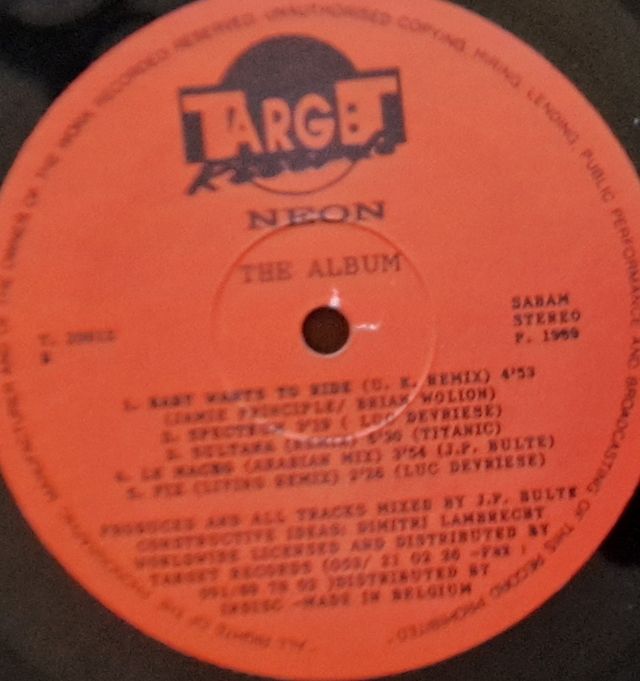 Vinilo, NEON THE ALBUM.