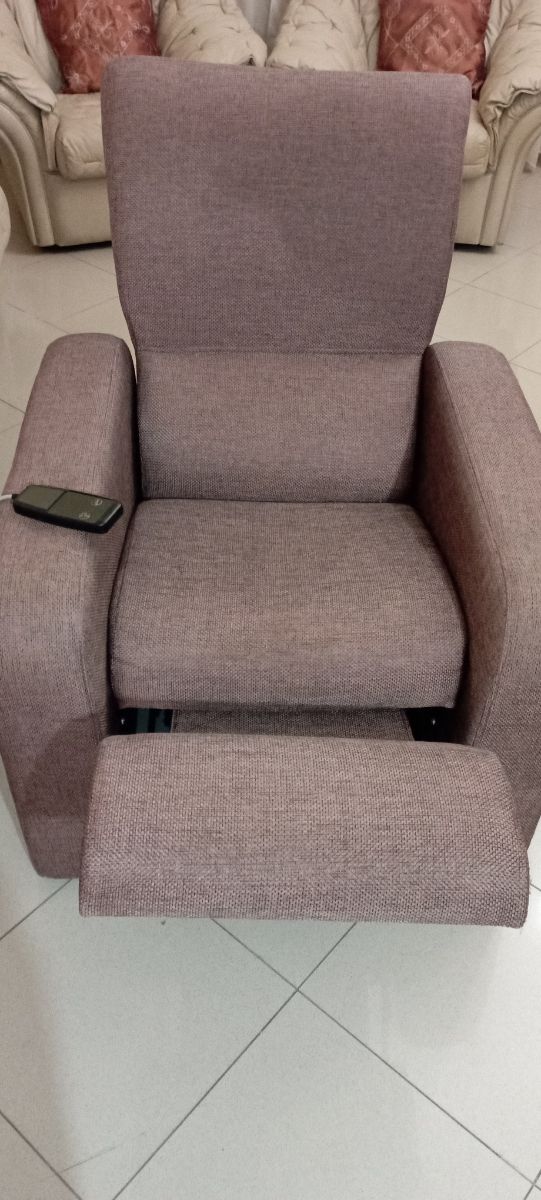 Poltrona Relax Elettrica. Alza Persona