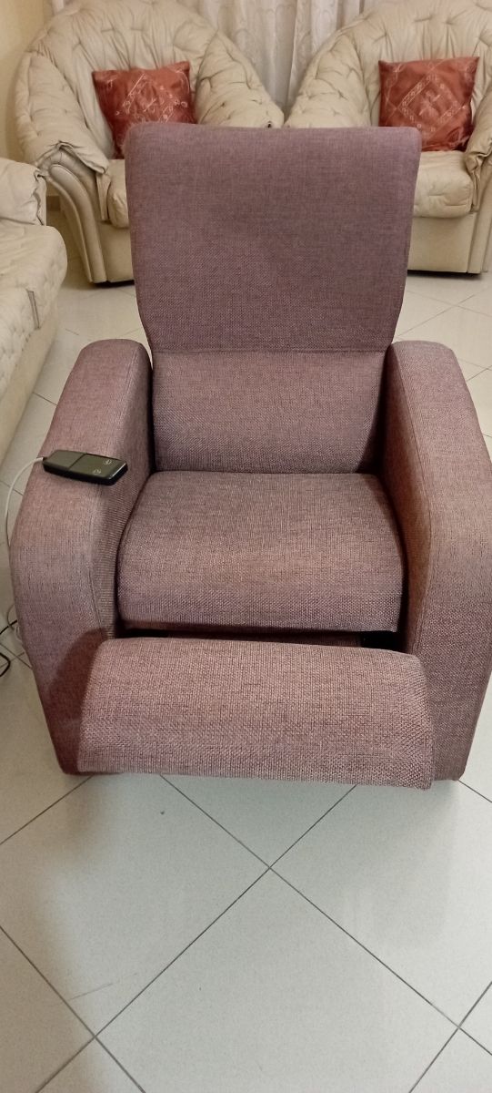 Poltrona Relax Elettrica. Alza Persona