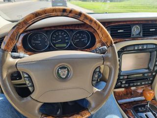 Jaguar XJ 2006
