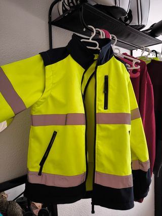 Chaqueta forro polar convertible