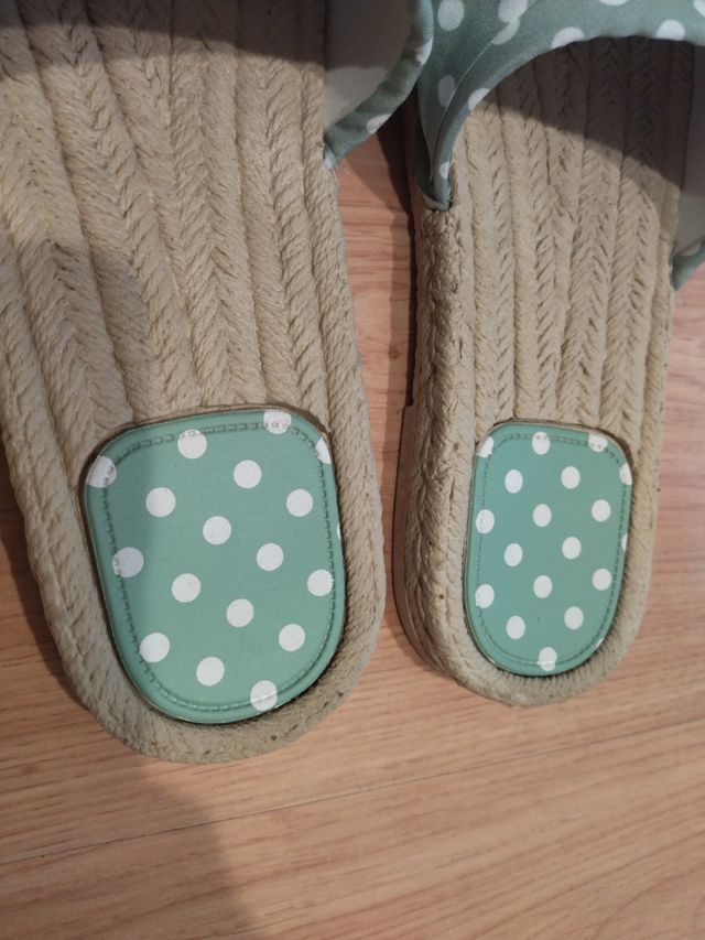 Alpargatas Sandalias a mano nuevas