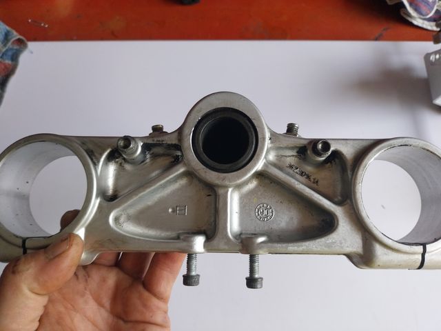 Tija inferior ducati monster s2r