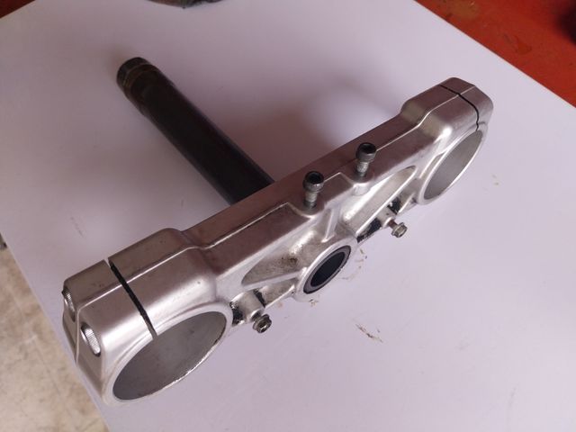 Tija inferior ducati monster s2r