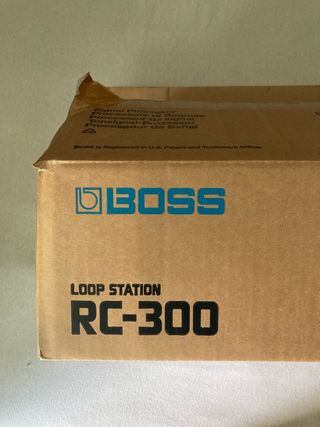 BOSS RC-300 Loop Station