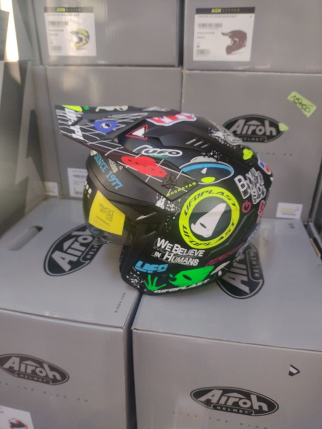 Casco moto XS jet trial UFO
