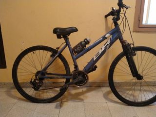 Bici montaña mujer