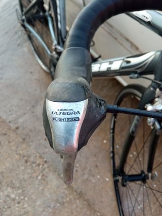 bici de carretera bh race one
