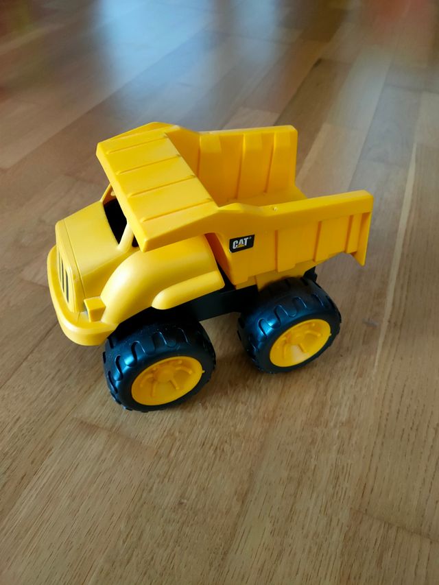 Lote camión bomberos+camión volquete Cat