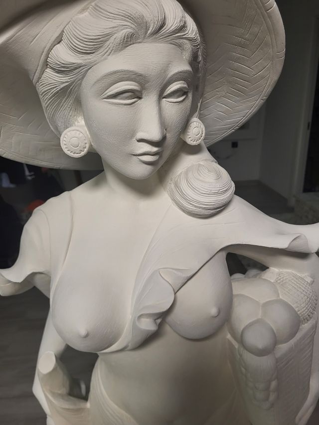 Estatua escultura figura mujer