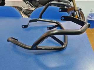 Barras de protección motor honda CB300R