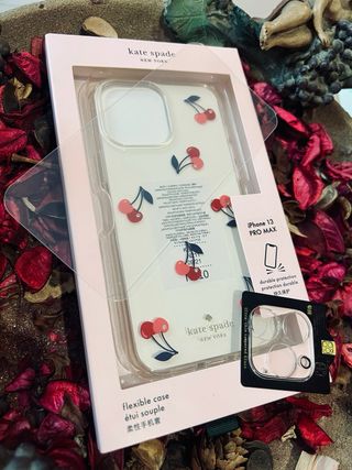 Funda Kate Spade iPhone 13 Pro Max + protectores