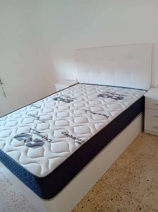 Canape y colchón matrimonio