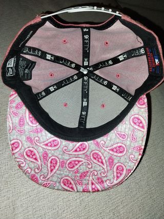 gorra rosada
