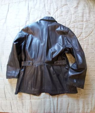 Casaco preto feminino em pele