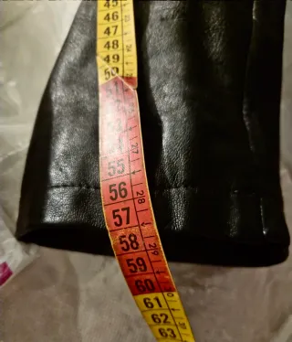 Casaco preto feminino em pele