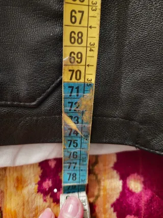 Casaco preto feminino em pele