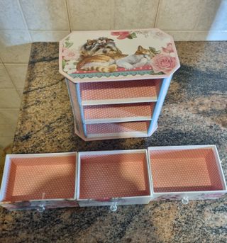 Portagioie per bambina.