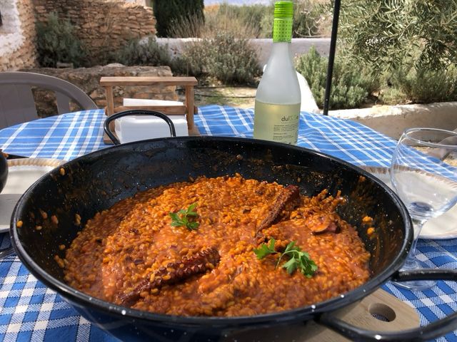 elaboramos todo tipo de paellas a domicilo