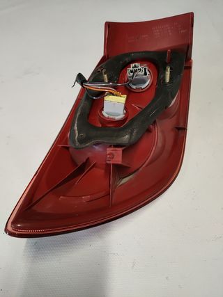 ✅PILOTO TRASERO DERECHO MAZDA 3 5P