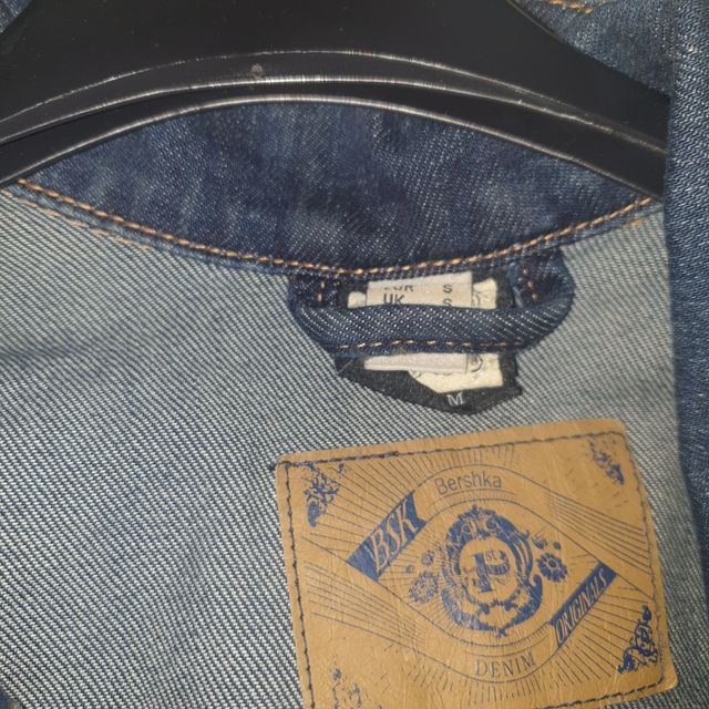 Cazadora tejana bershka