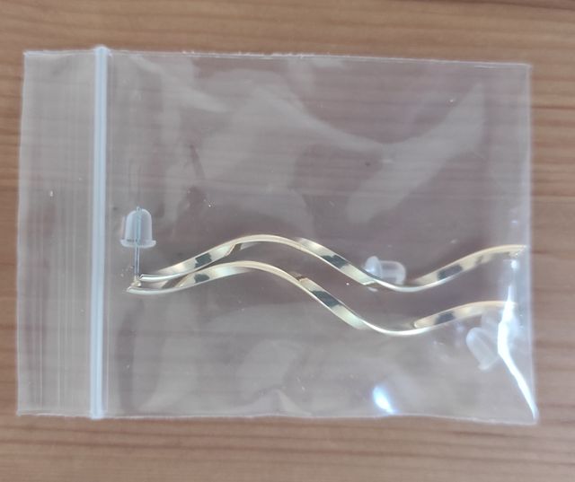 Pendientes espiral dorados