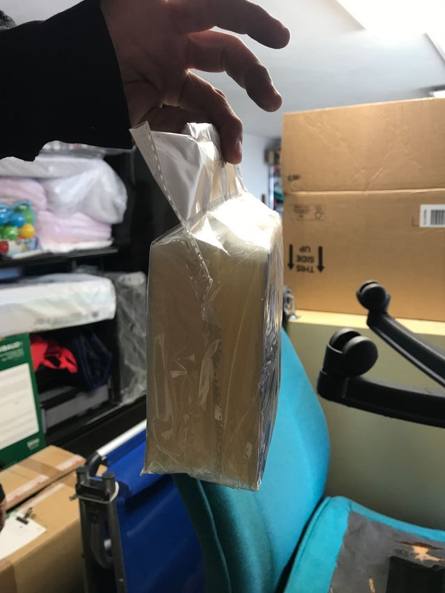 N.100 BUSTINE TRASPARENTI PER CD E DVD CON FORI 