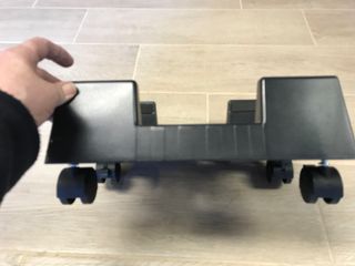 CARRELLO PORTA COMPUTER - PC - CON RUOTE