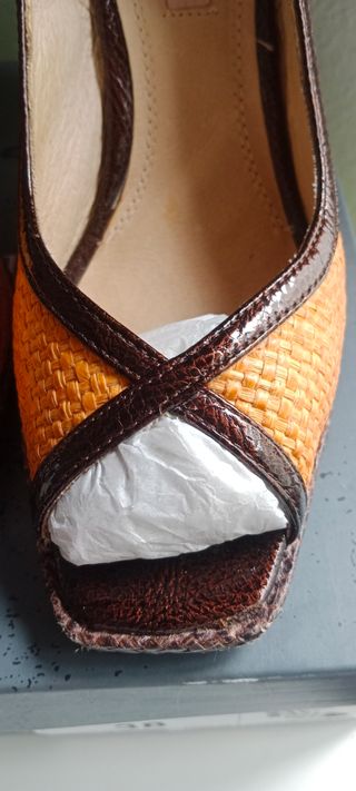 Zapatos tacón peep toe yute y piel