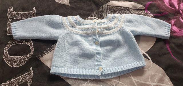 Chaqueta bebé marca Foque. Talla 6 meses
