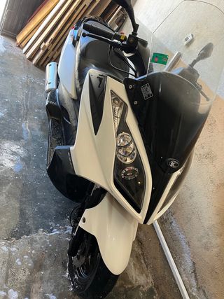 Moto KYMCO SUPER DINK