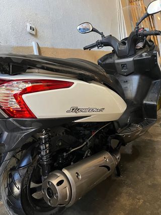 Moto KYMCO SUPER DINK