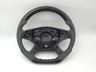 VOLANTE MERCEDES ML W164 DE FIBRA DE CARBONO