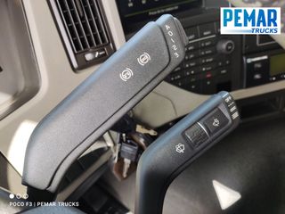 VOLVO FM 410 6X2 FRIGORIFICO EURO 6