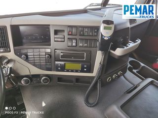 VOLVO FM 410 6X2 FRIGORIFICO EURO 6