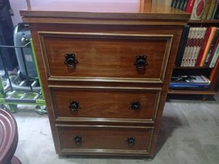 Maquina de coser antigua