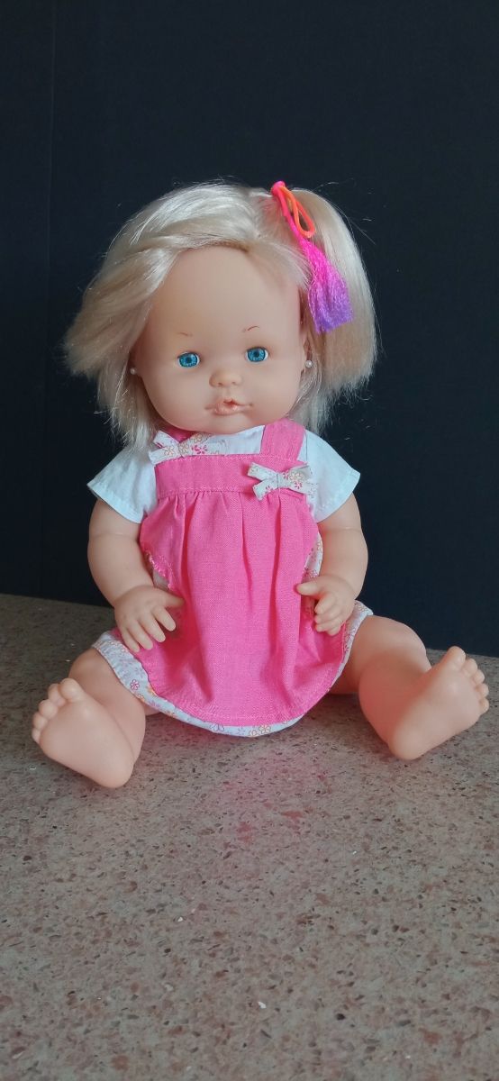 Nenuca juega conmigo