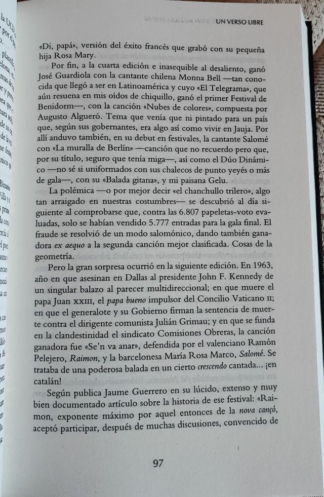 Libro A propósito de Joan Manuel Serrat, 2023